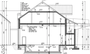 Przekrój domu z zaznaczoną maksymalną wysokością domu na zgłoszenie. Widoczne fundamenty, ściany, dach i izolacje.